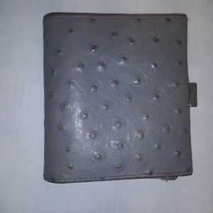 5/$15🖐️Soco Grey Wallet